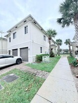 2735 SW 81st Terrace in Miramar, FL - Building Photo