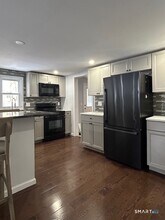 151 Sunnyside Ave in Watertown, CT - Building Photo - Building Photo