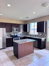 2720 E Hulet Dr in Chandler, AZ - Building Photo - Building Photo
