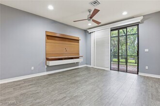 7894 Bristol Cir in Naples, FL - Building Photo - Building Photo