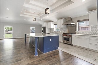 1614 Hillendahl Blvd in Houston, TX - Building Photo - Building Photo