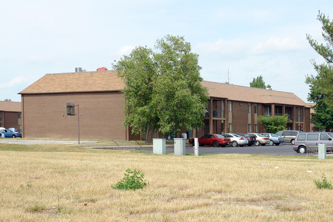 Normandy Arms in Evansville, IN - Foto de edificio - Building Photo