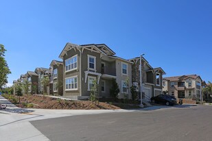 Cielo Carmel in San Diego, CA - Foto de edificio - Building Photo