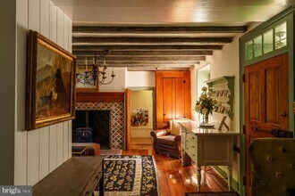 2943 Windy Bush Rd in Newtown, PA - Building Photo - Building Photo