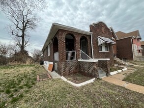 5109 Cote Brilliante Ave in St. Louis, MO - Building Photo - Building Photo