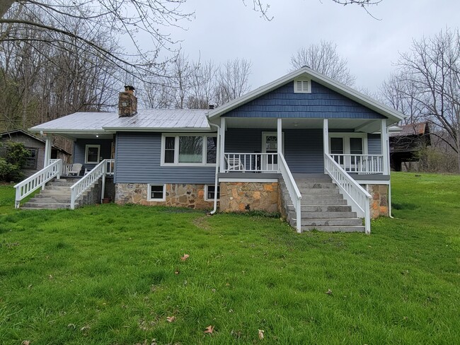 property at 431 White Oak Rd