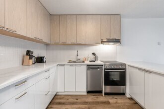 254 E 12th Ave in Vancouver, BC - Building Photo - Building Photo