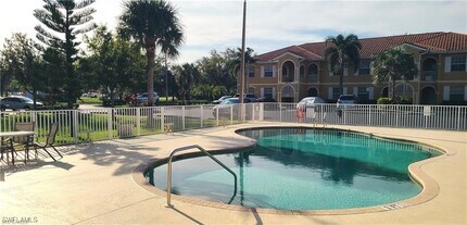 950 Hancock Creek S Blvd in Cape Coral, FL - Building Photo - Building Photo