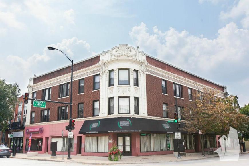 3056 N Greenview Ave in Chicago, IL - Building Photo