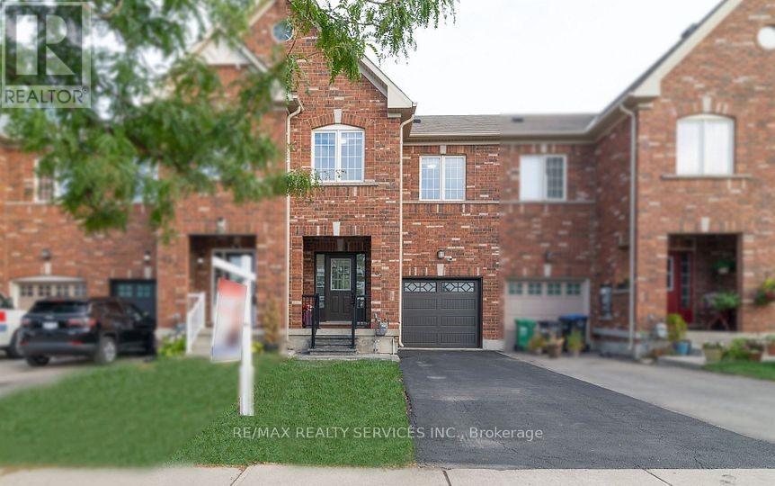 107 Frenchpark Cir in Brampton, ON - Building Photo