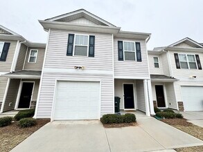 203 Oakmont Valley Trl in Seneca, SC - Building Photo - Building Photo