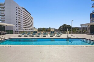 Riverview One Apartments in Miami, FL - Building Photo