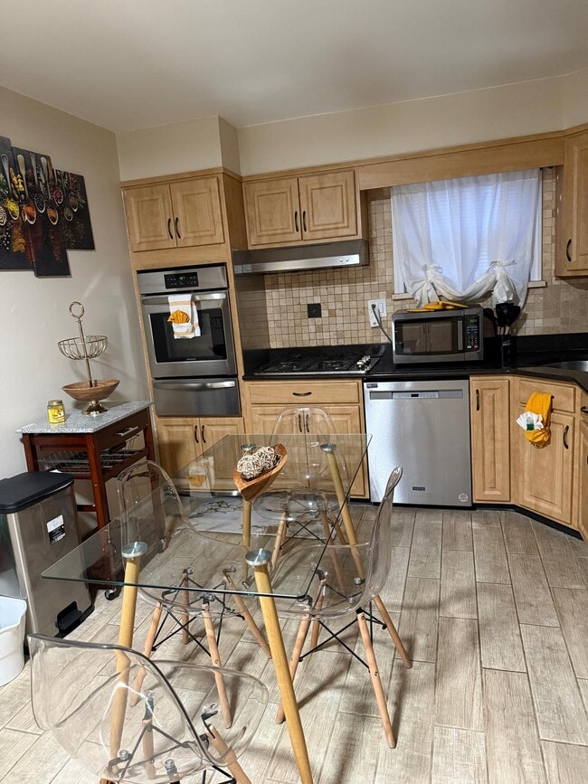 1305 N Ohio Ave in Atlantic City, NJ - Foto de edificio - Building Photo