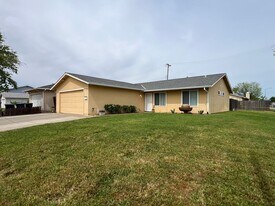 10450 Reymouth Ave in Rancho Cordova, CA - Building Photo