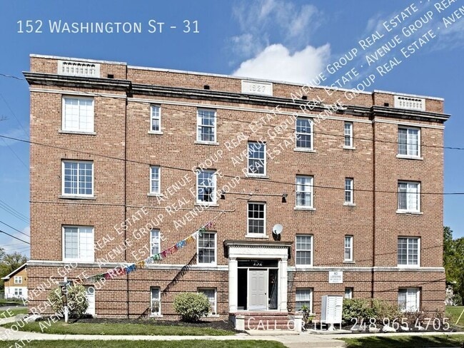 152 Washington St in Pontiac, MI - Foto de edificio - Building Photo