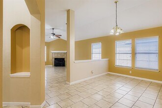 441 Keystone Loop in Kyle, TX - Building Photo - Building Photo