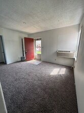 1719 S Glenn Ave-Unit -2 in Wichita, KS - Building Photo - Building Photo
