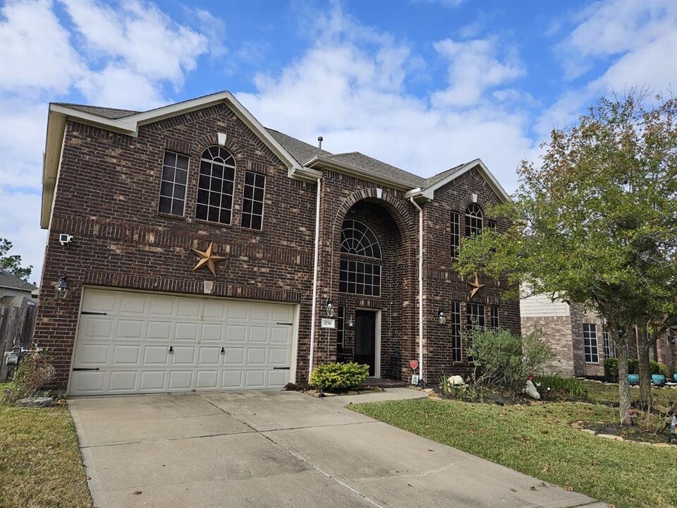 1735 Palmetto Park Dr in Katy, TX - Building Photo