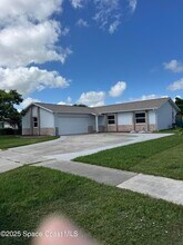 2841 College View Dr in Melbourne, FL - Building Photo - Building Photo
