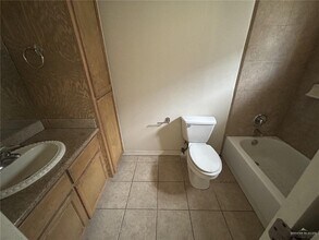 3802 S Radisson Ave-Unit -4 in Pharr, TX - Building Photo - Building Photo