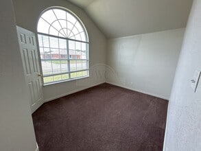 5001 Morning Star Ln in Killeen, TX - Building Photo - Building Photo