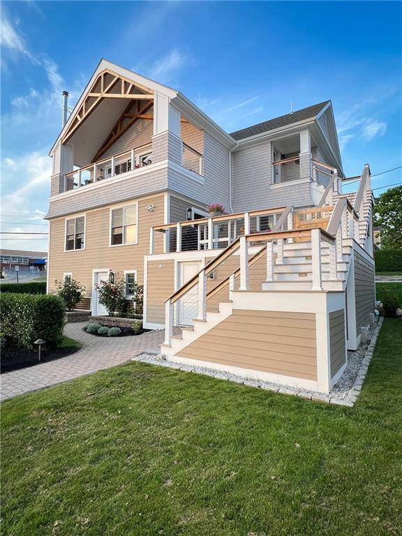 property at 174 Renfrew Ave
