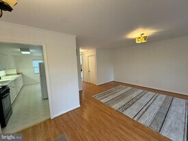 5944 Westchester Park Dr in College Park, MD - Building Photo