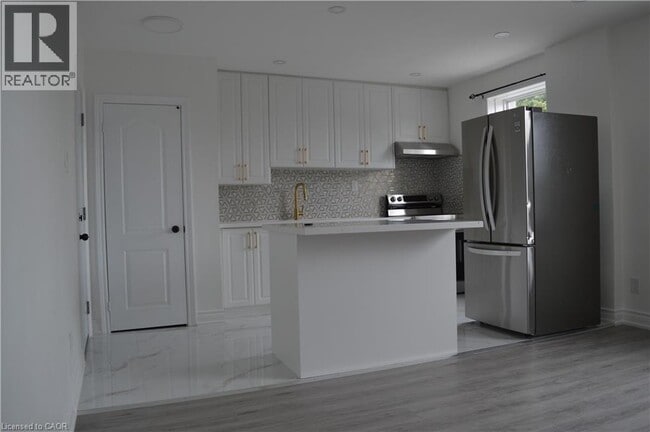 property at 2224 Kingston Rd