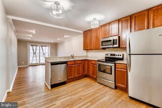 729 S Lakewood Ave in Baltimore, MD - Building Photo - Building Photo