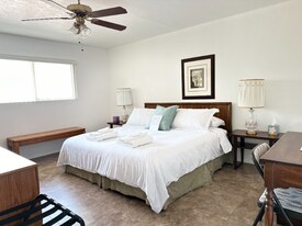 15607 N 105th Dr in Sun City, AZ - Building Photo