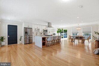 510 Moat Way in Fort Washington, MD - Foto de edificio - Building Photo