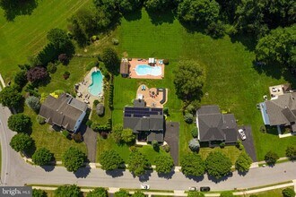 8 Wagon Rd in Lumberton, NJ - Building Photo - Building Photo