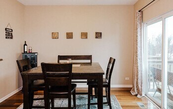 1161 Kilbery Ln in North Aurora, IL - Foto de edificio - Building Photo