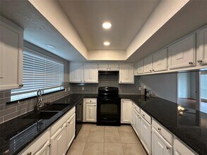 3647 Palm Grove Dr in Missouri City, TX - Building Photo - Building Photo