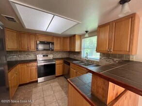 3019 Sea Gate Cir in Merritt Island, FL - Building Photo - Building Photo