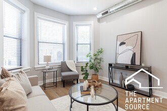 3834 N Wilton Ave in Chicago, IL - Building Photo - Building Photo