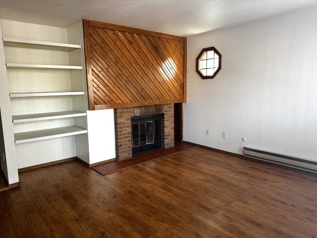 property at 4501 Boardwalk Dr