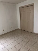 2000 S 32nd St in McAllen, TX - Building Photo - Building Photo