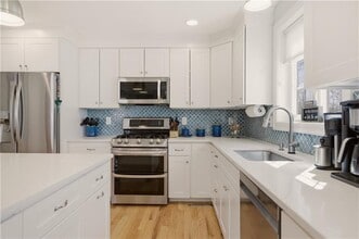 3 Rego Ave in Bristol, RI - Building Photo - Building Photo