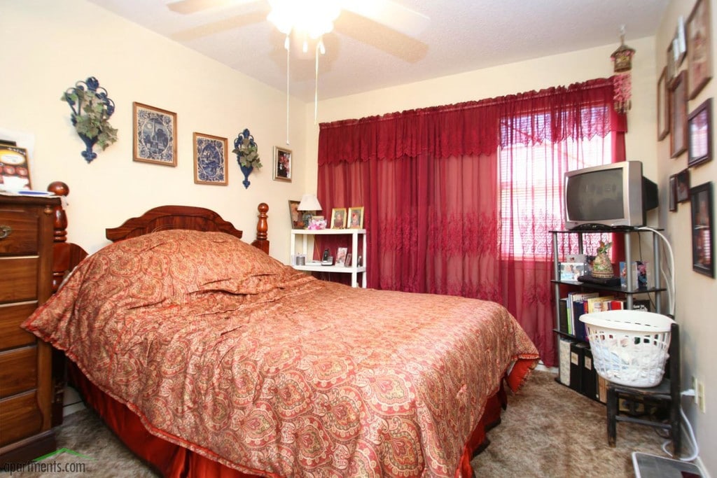 Normandy Manor Apartments in Laurel, MS