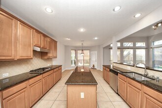 4422 Roundtree Ln in Missouri City, TX - Building Photo - Building Photo