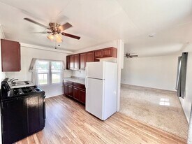 4409 W Eisenhower Blvd in Loveland, CO - Building Photo