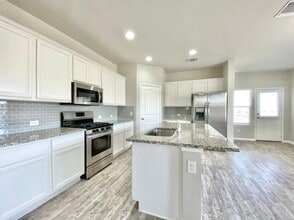 2036 Port Ellen Dr in Round Rock, TX - Foto de edificio - Building Photo