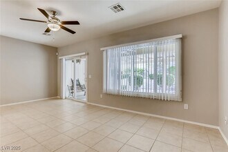 2318 Sand Lily St in Henderson, NV - Building Photo - Building Photo