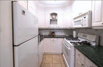 159 Newark St. in Hoboken, NJ - Building Photo - Building Photo