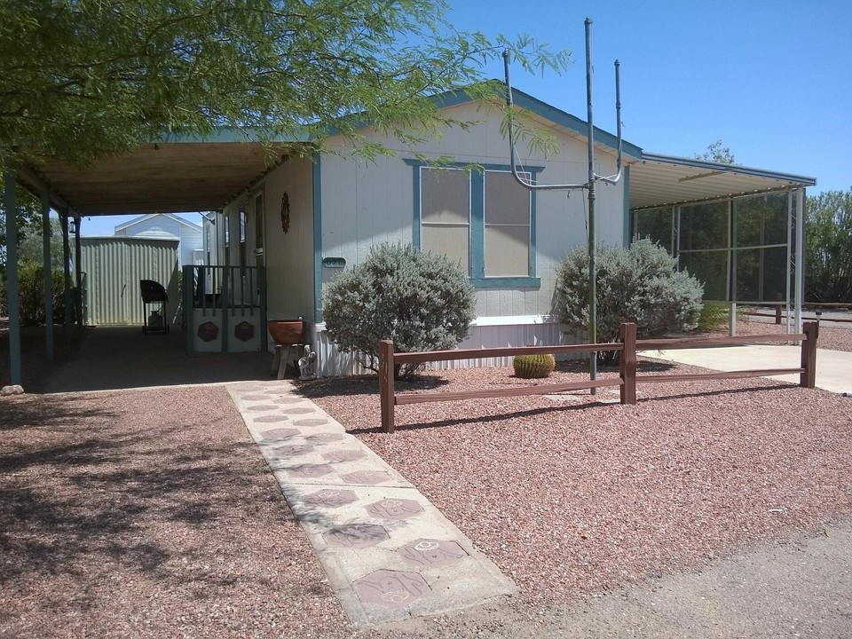 High Chaparral MHP in Casa Grande, AZ - Building Photo