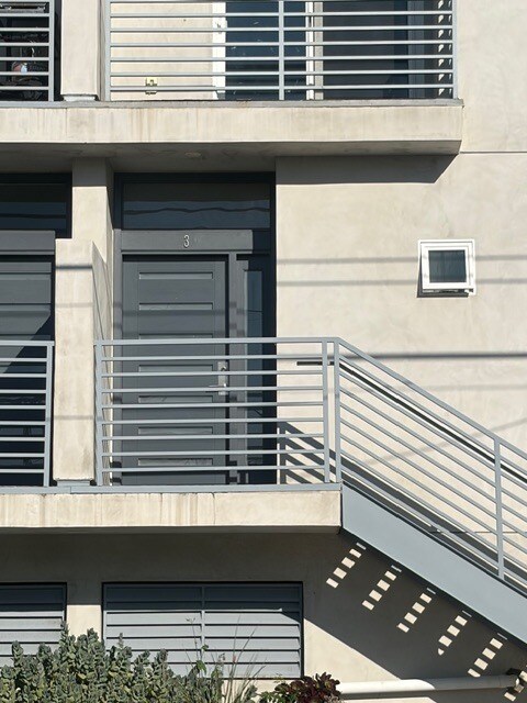 14033 Riverside Dr in Los Angeles, CA - Building Photo - Building Photo