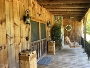 424 Roaring Creek Rd in Chuckey, TN - Building Photo - Building Photo