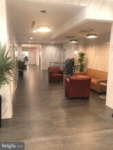 2101 Chestnut St in Philadelphia, PA - Building Photo - Building Photo
