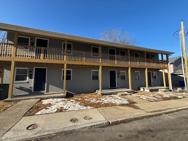 property at 402 Gunn St